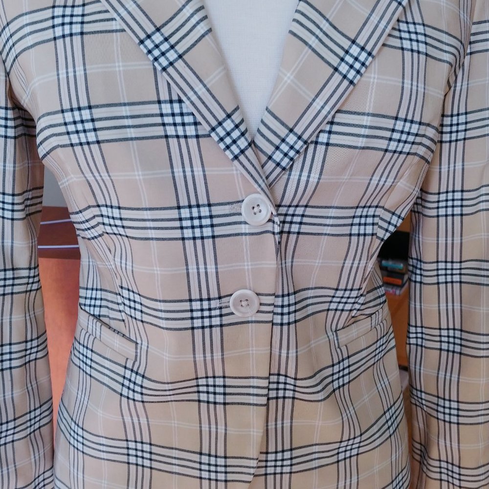 OGGI Designer's Jacket Blazer Fits sizes Small and 4-6 Boutique purchase - Picture 3 of 15
